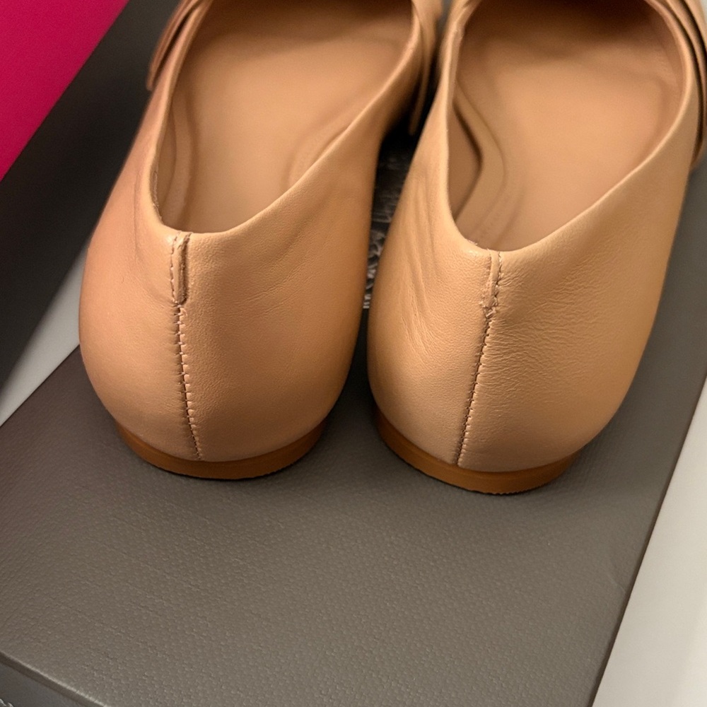 Vince Camuto Tan Knotted Pointed-Toe Flats NWOT - Picture 4 of 10